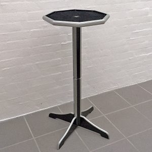 Vanishing Bouquet and Vase